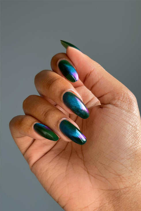 MOBIUS NAIL POLISH